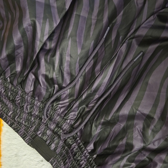 Nike Purple/Black Jogger Wind Breaker Pants, Women's Extra Small - Picture 6 of 10
